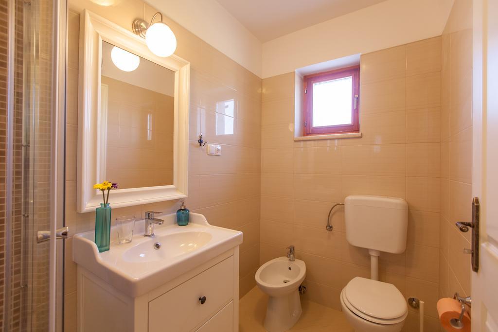 Villa Mare Vrh  Kamer foto